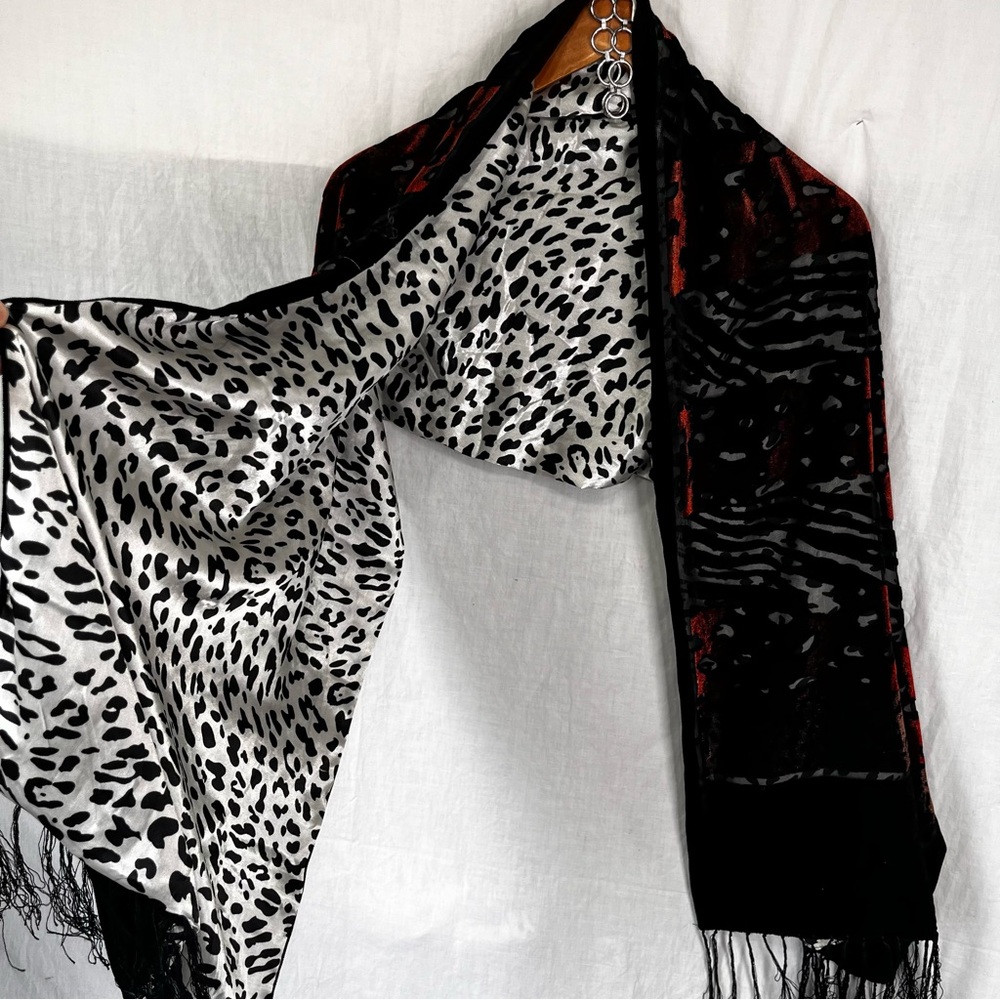 XOXO Animal Print 100 Silk Scarf Wrap Burn Out Velvet Fringe Bohemian Boho 18x66